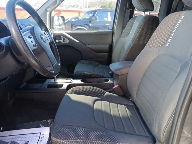 Used 2017 Nissan Frontier Desert Runner image 15