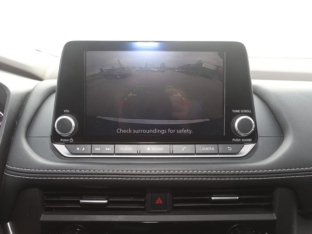 Used 2023 Nissan Rogue SV w/ SV Premium B Package image 19