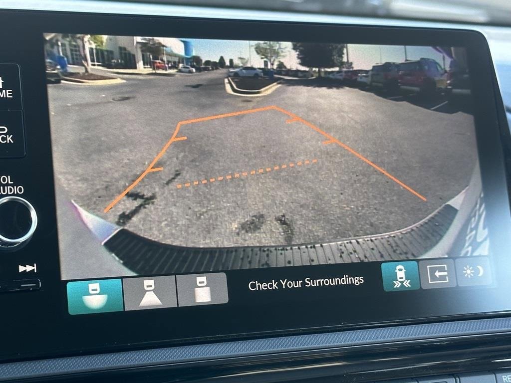 New 2026 Honda Odyssey Touring image 13