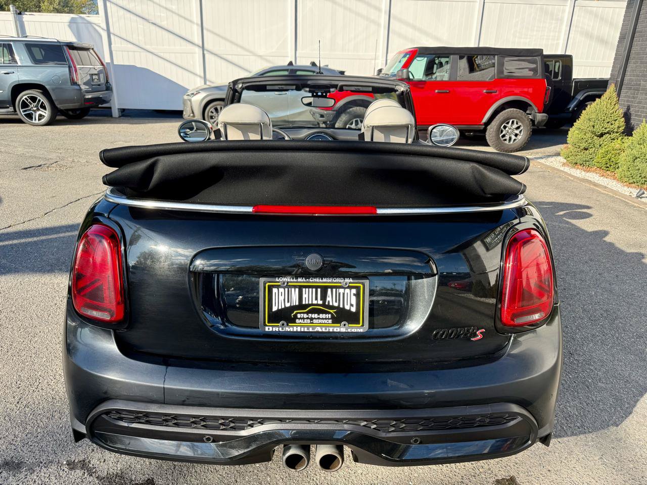 Used 2023 MINI Cooper S w/ Signature Upholstery Package FWD image 7