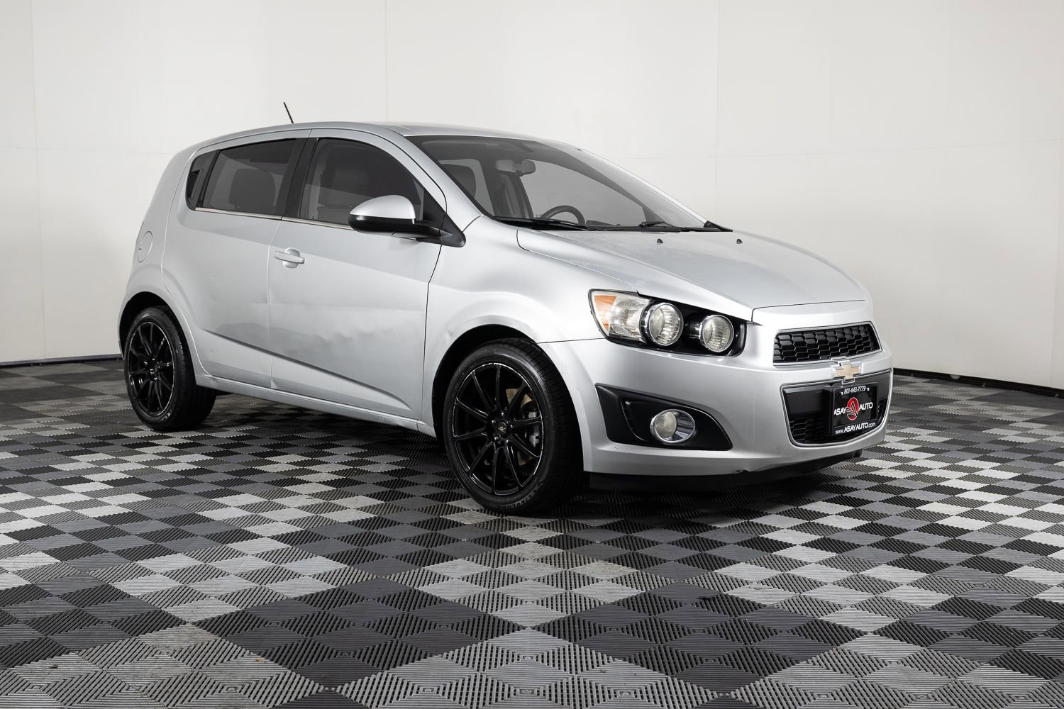 Used 2015 Chevrolet Sonic LTZ image 10