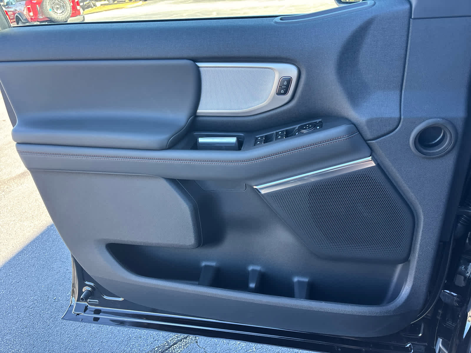 New 2025 Ford Expedition Max Active image 17