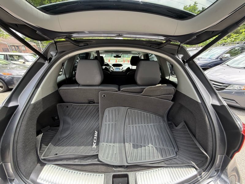 Used 2018 Acura MDX SH-AWD image 19