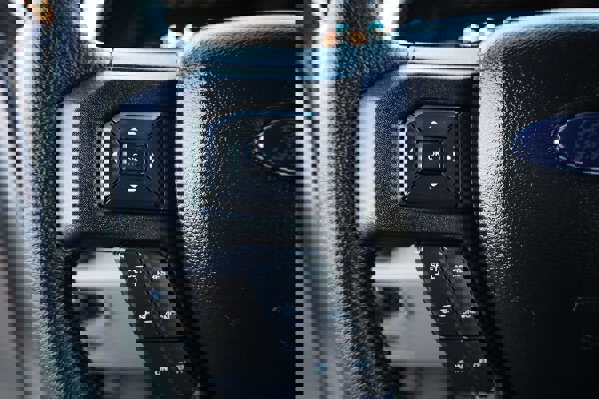 Used 2016 Ford F150 XLT w/ Equipment Group 302A Luxury image 23