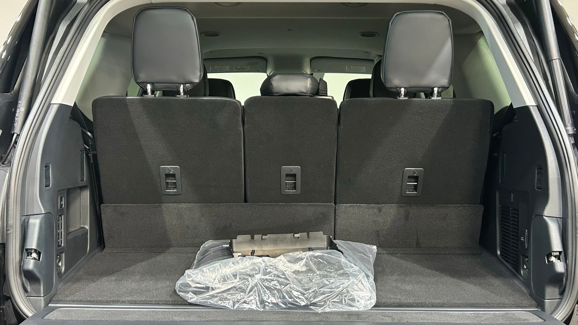 New 2026 Lincoln Navigator Premiere AWD/4WD image 41