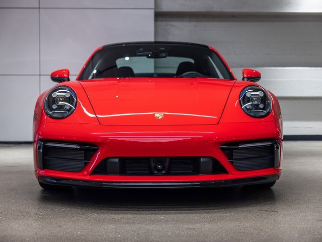 Used 2024 Porsche 911 Carrera 4S image 11