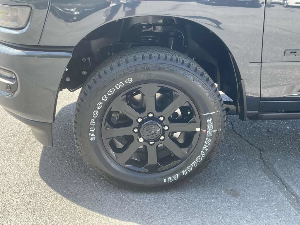 New 2026 RAM 2500 Laramie AWD/4WD image 11