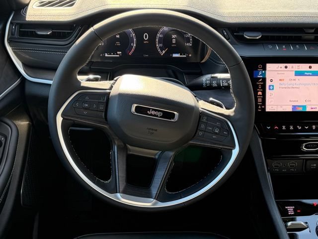 New 2026 Jeep Grand Cherokee Limited w/ Limited Altitude Package AWD/4WD image 38