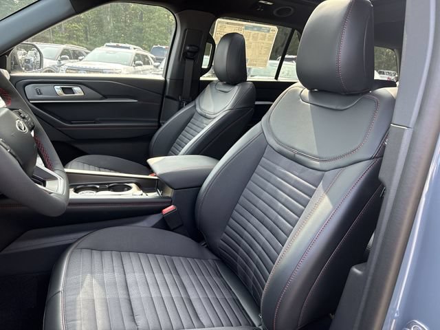 New 2026 Ford Explorer ST-Line w/ ST-Line Street Pack AWD/4WD image 11