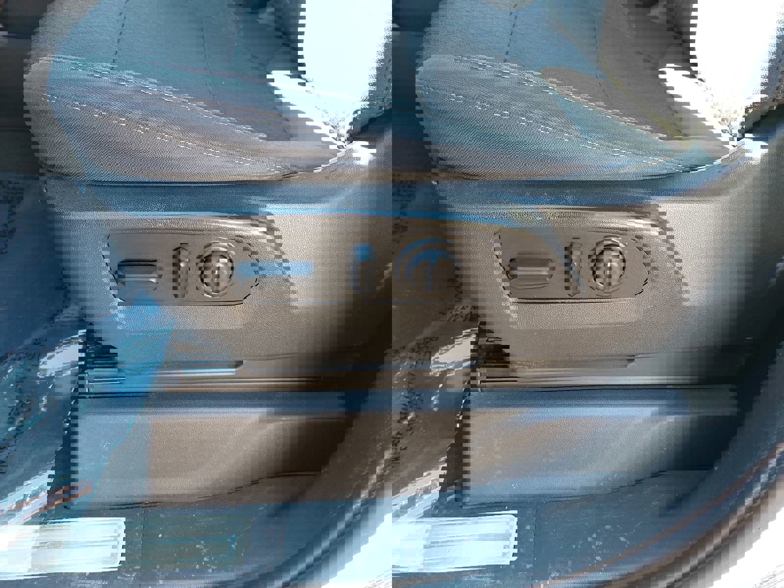 Used 2019 Chevrolet Silverado 1500 LT Trail Boss image 29