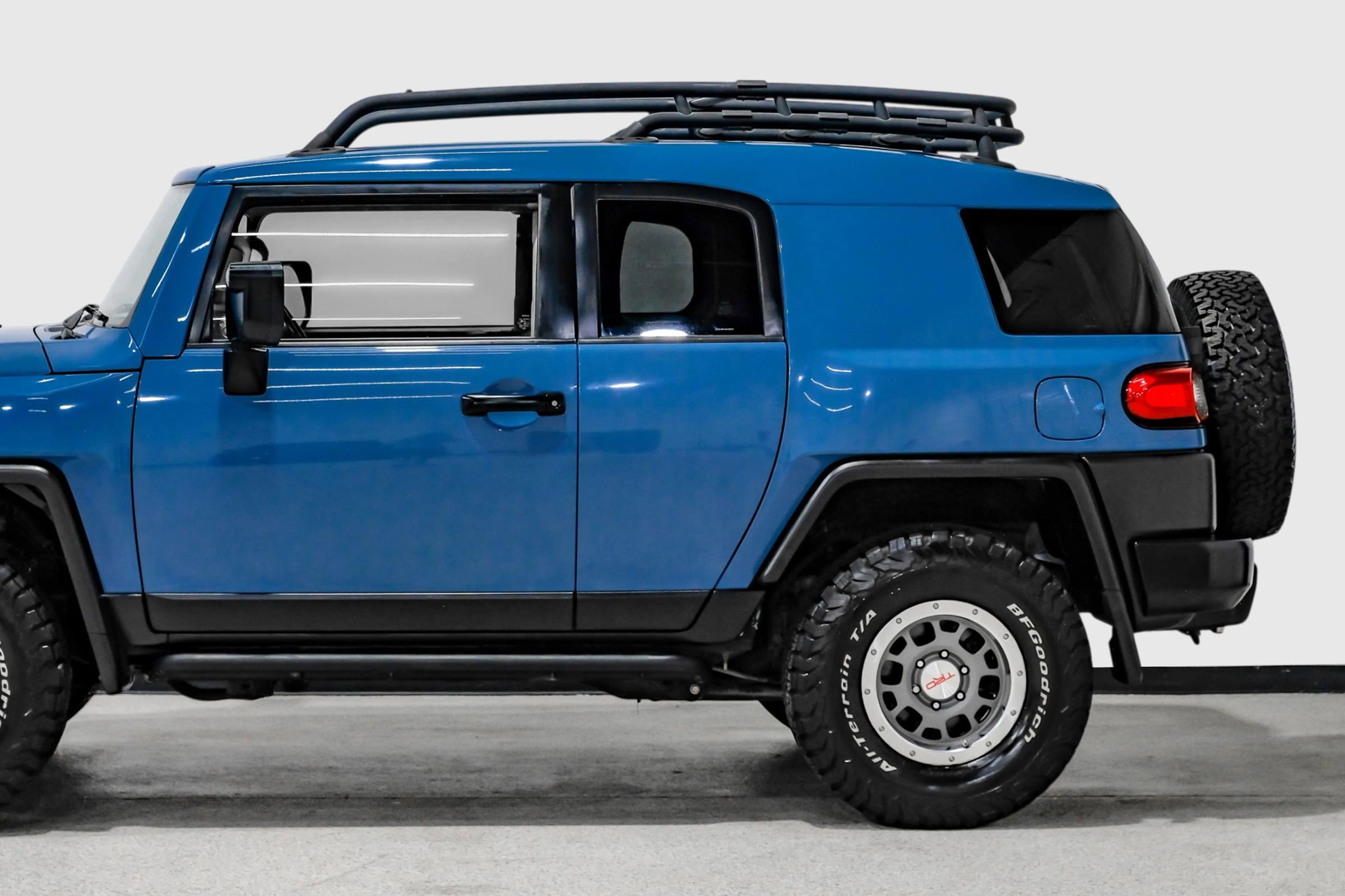 Used 2014 Toyota FJ Cruiser 4WD w/ Trail Teams Ultimate Edition image 15