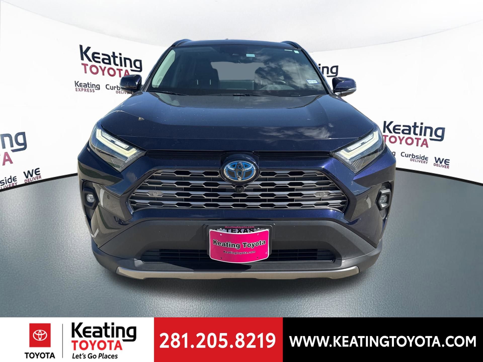 Used 2024 Toyota RAV4 Limited w/ Advanced Technology Package image 2