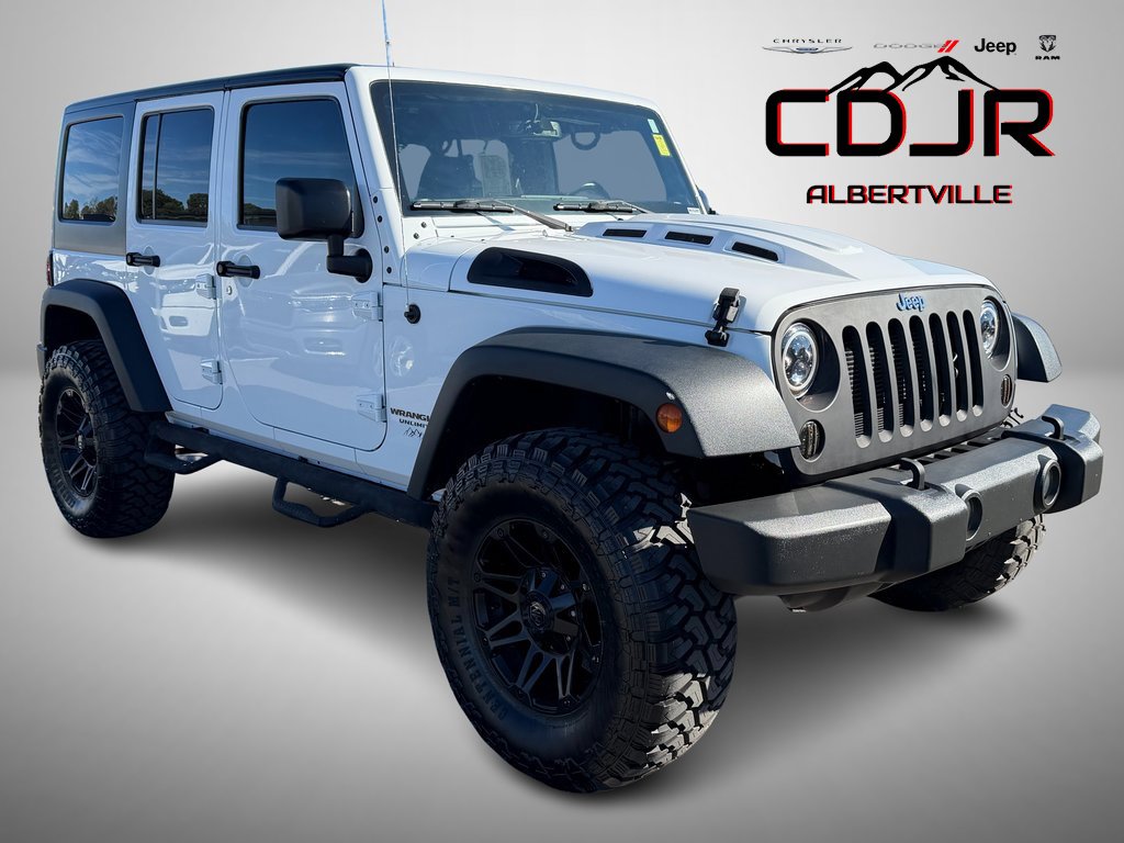 Used 2015 Jeep Wrangler Unlimited Rubicon w/ Connectivity Group image 1