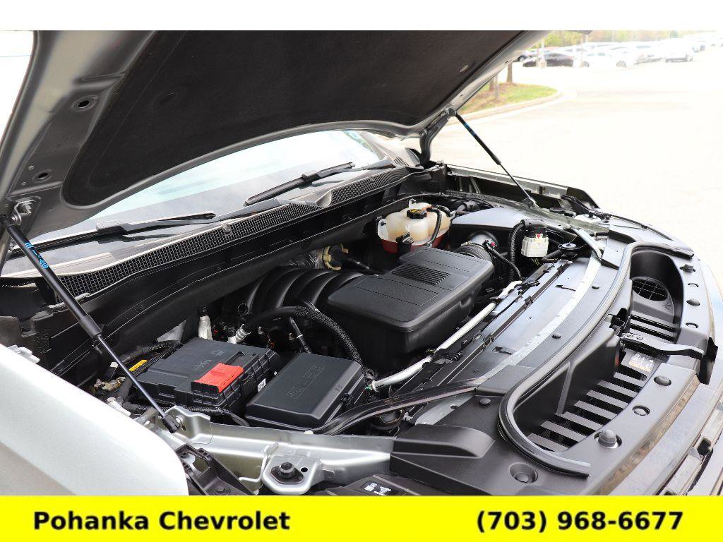 Certified 2024 Chevrolet Suburban Z71 w/ Luxury Package image 28