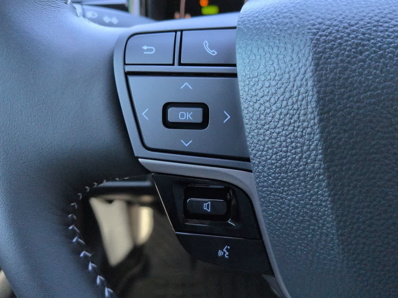 Certified 2026 Toyota Camry SE w/ Convenience Package FWD image 22