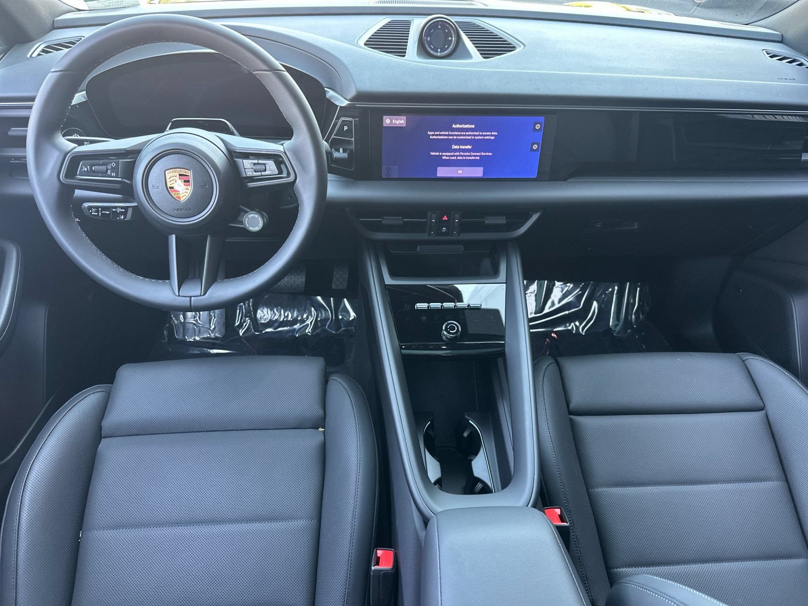 New 2026 Porsche Macan Electric RWD image 6