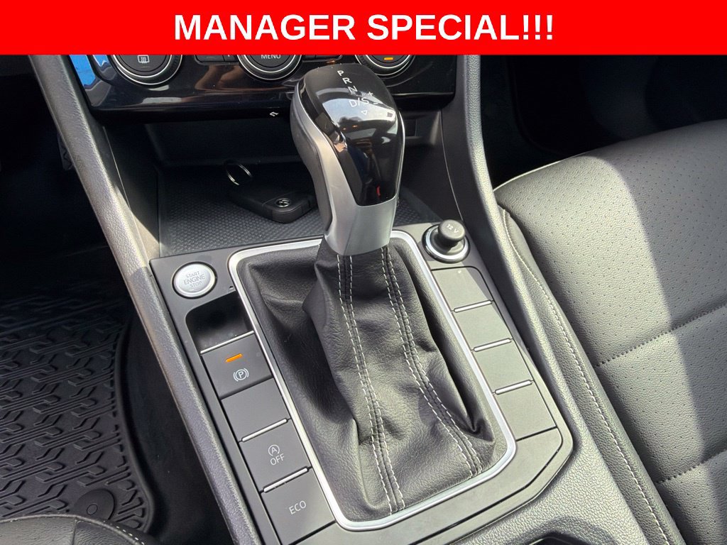 Used 2023 Volkswagen Jetta SE FWD image 26