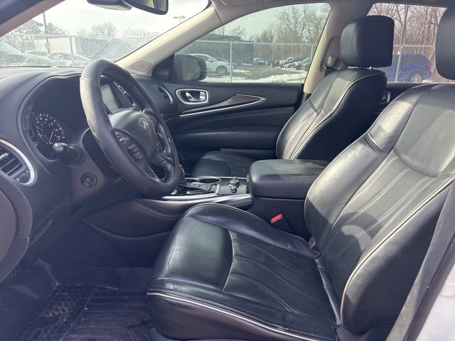 Used 2019 INFINITI QX60 Luxe w/ Essential Package image 9