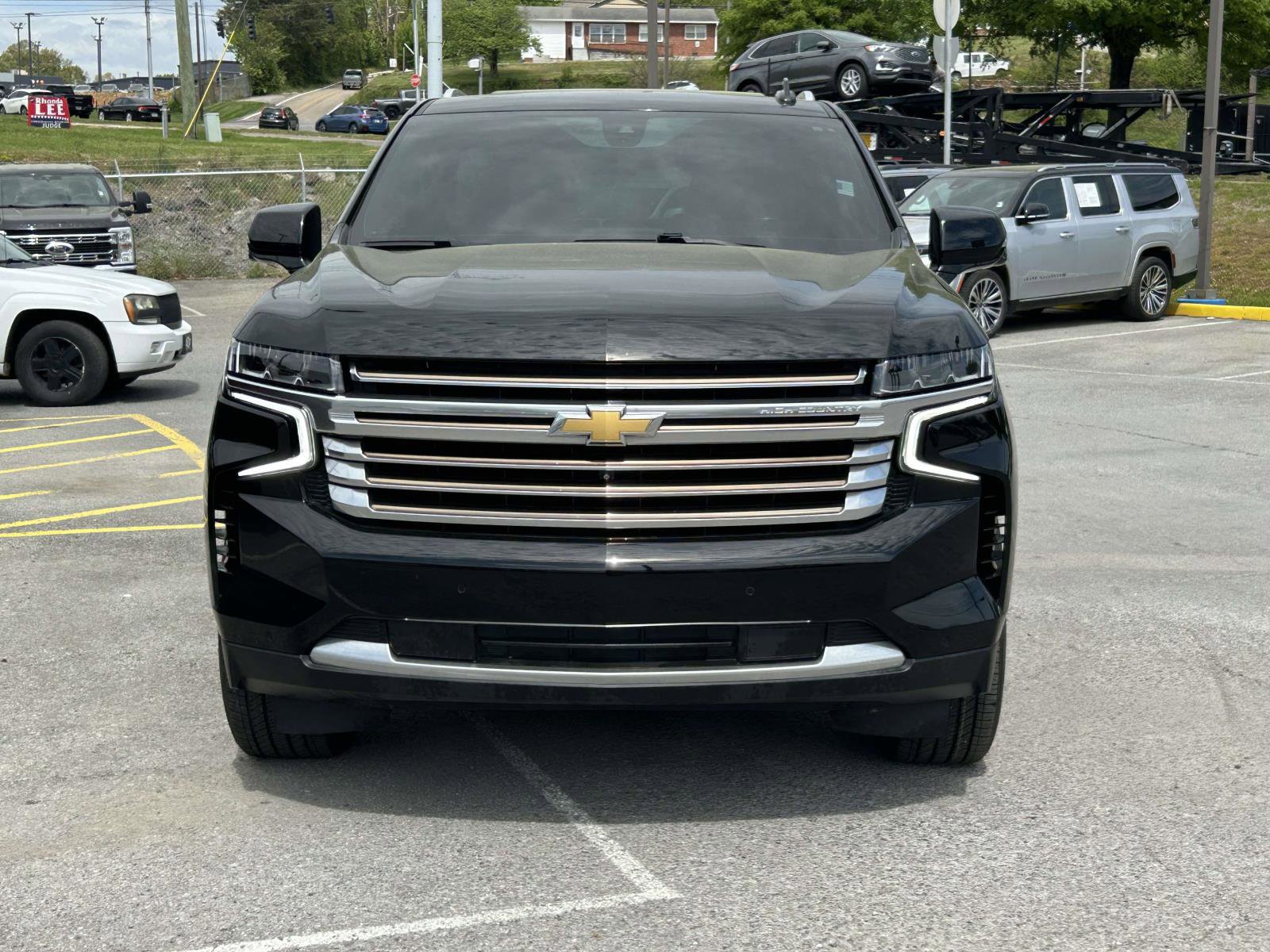 Used 2021 Chevrolet Tahoe High Country w/ Premium Package AWD/4WD image 8