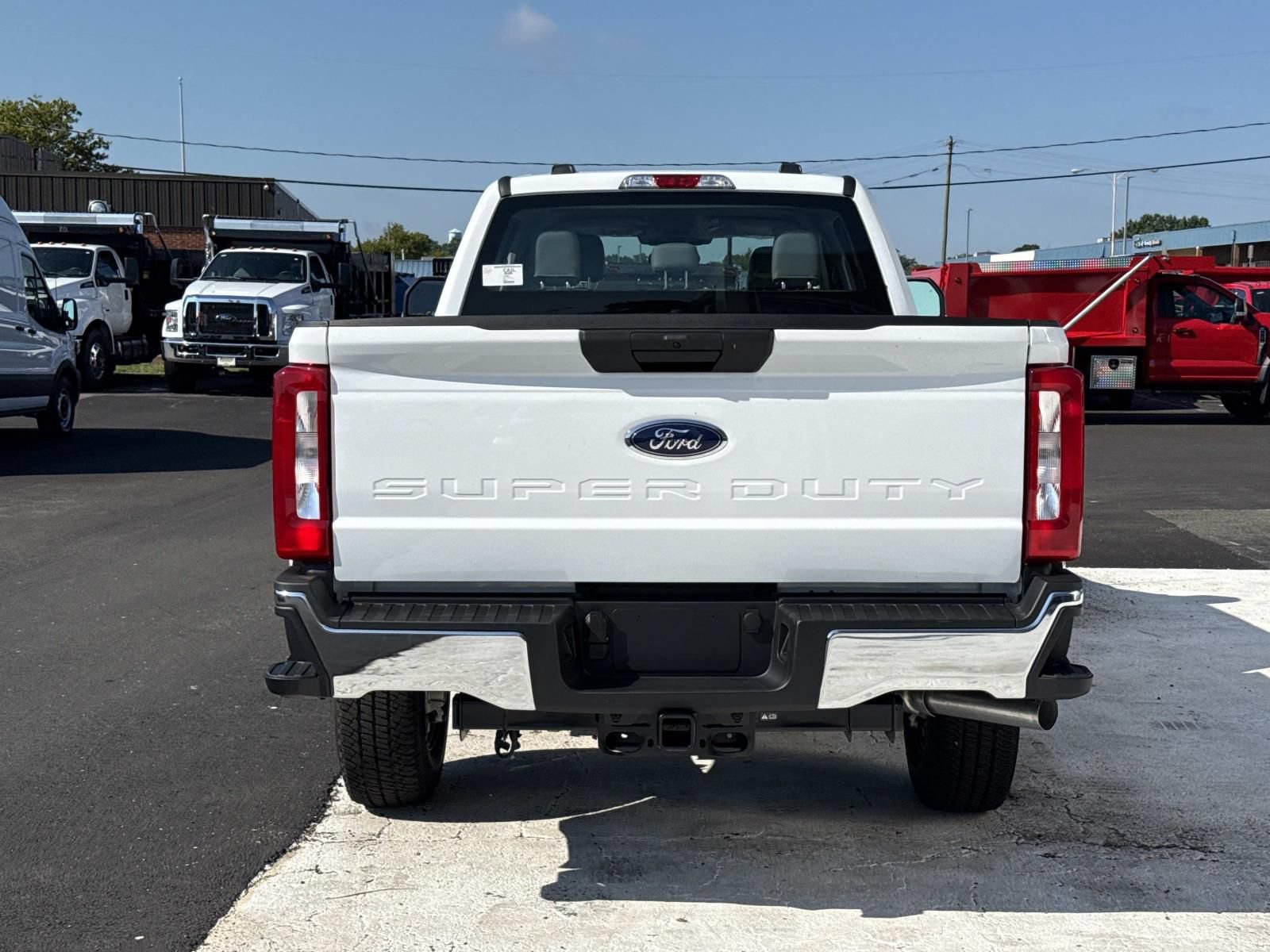 New 2026 Ford F250 XL w/ FX4 Off-Road Package AWD/4WD image 4