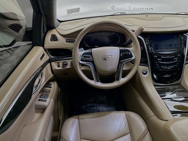 Used 2020 Cadillac Escalade Platinum image 27