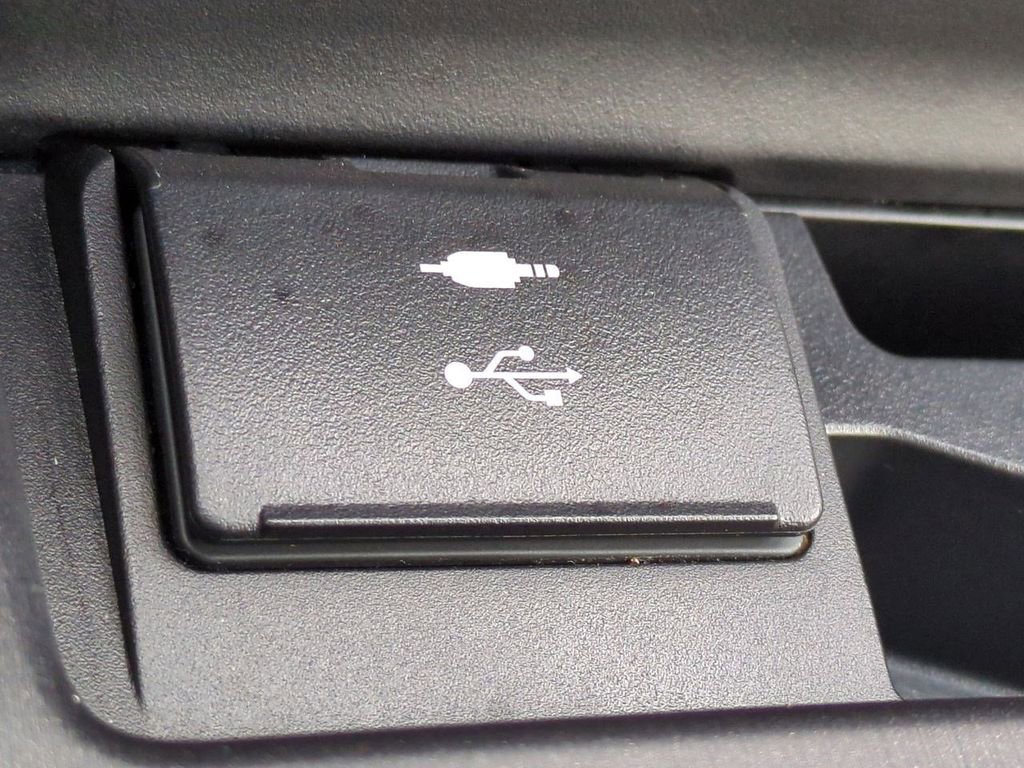 Used 2021 Lexus ES 350 350 w/ Premium Package image 22