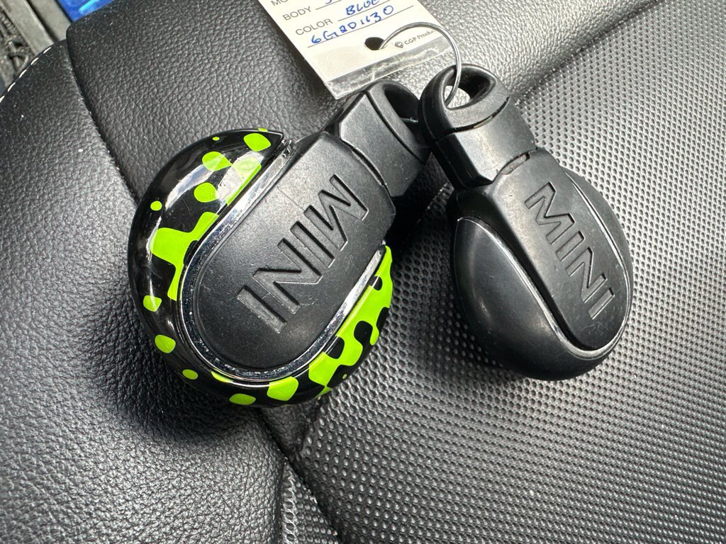 Used 2016 MINI Cooper 4-Door Hardtop FWD image 19