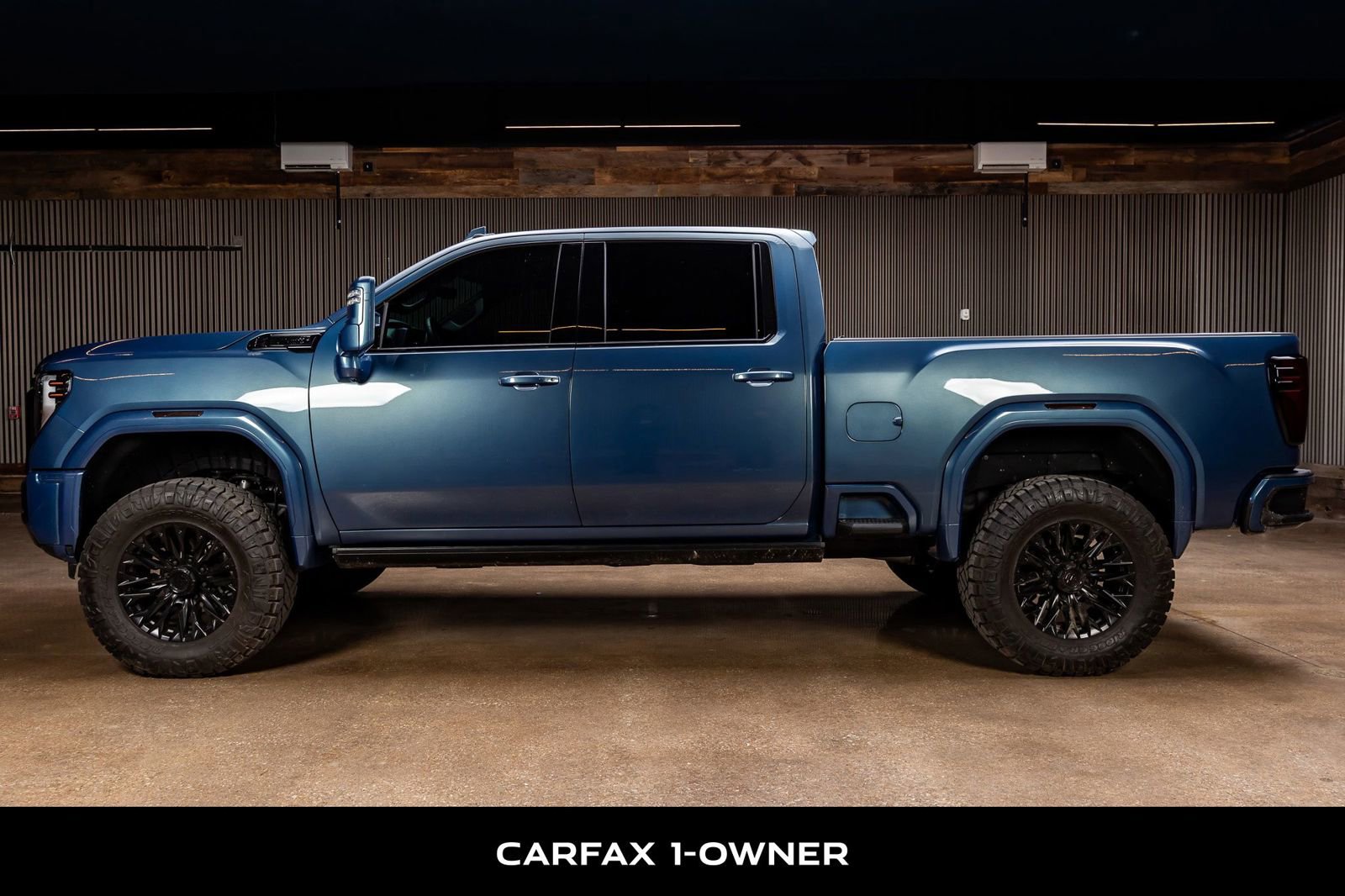 Used 2025 GMC Sierra 2500 Denali Ultimate w/ Max Trailering Package image 5