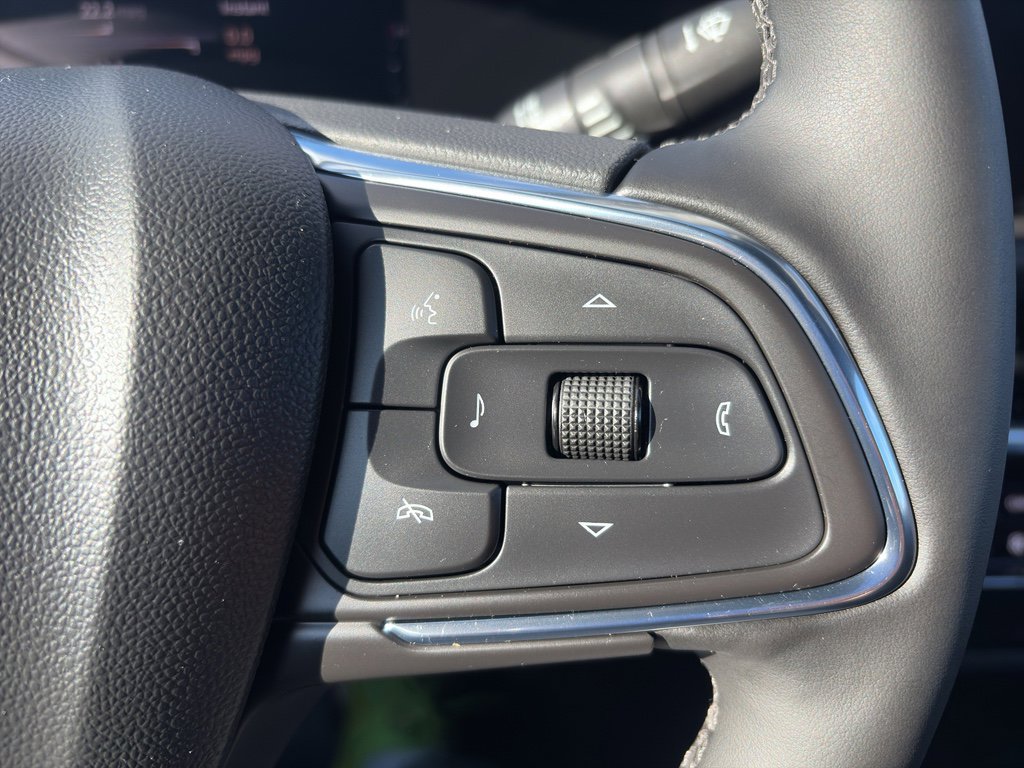 Used 2025 Buick Envista Avenir image 20