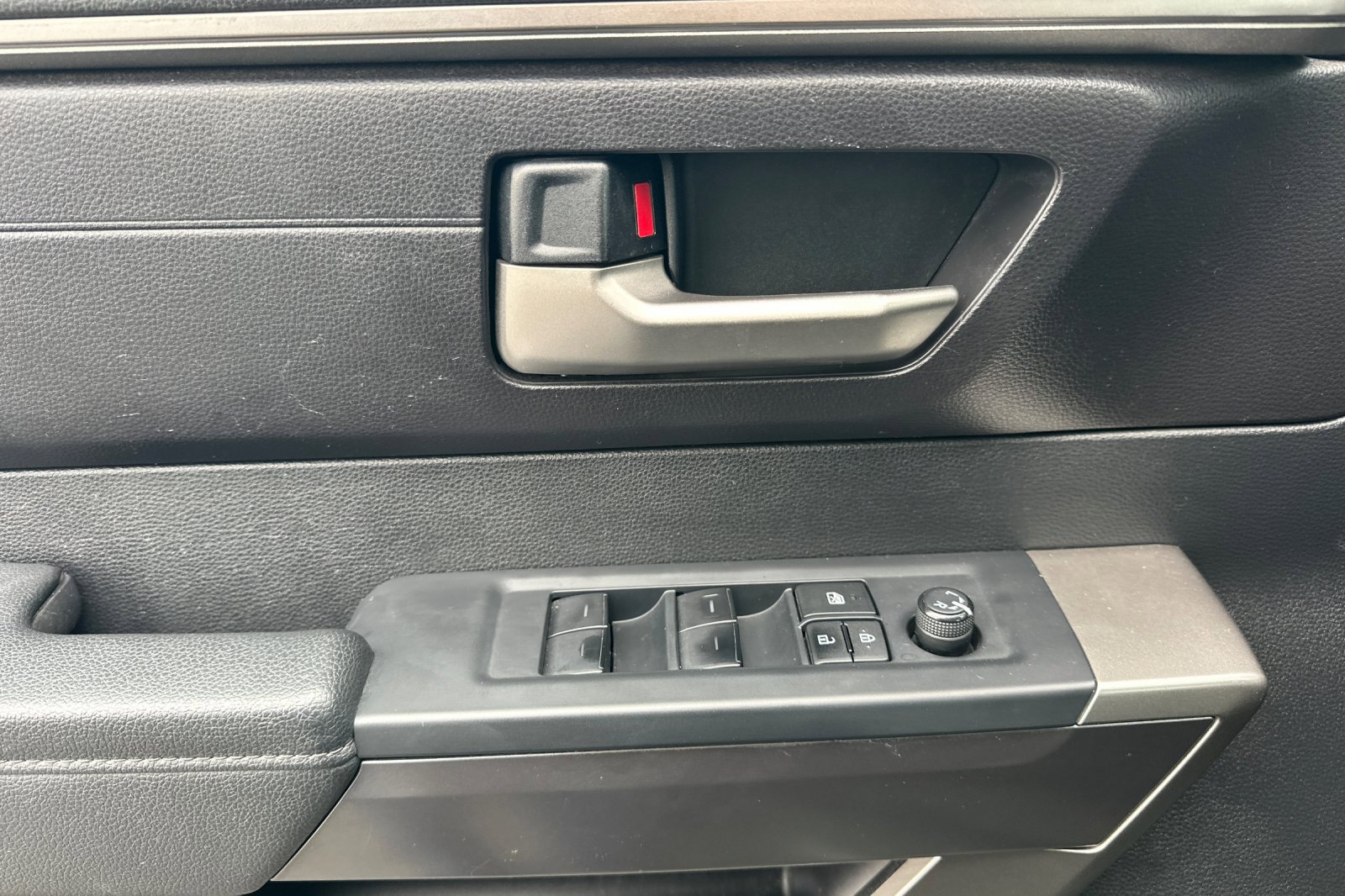 Used 2022 Toyota Tundra SR5 image 11