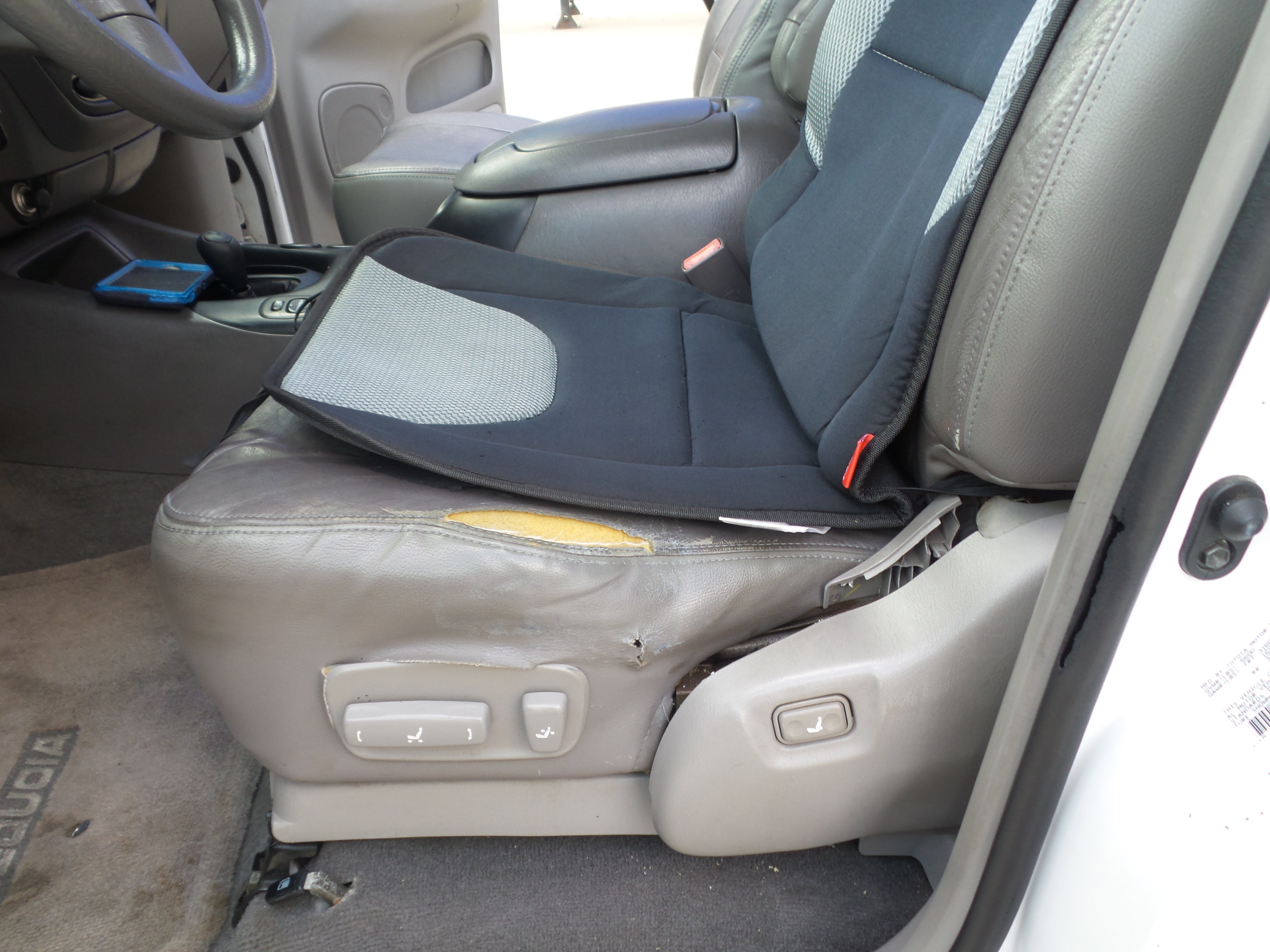 Used 2001 Toyota Sequoia SR5 AWD/4WD image 35