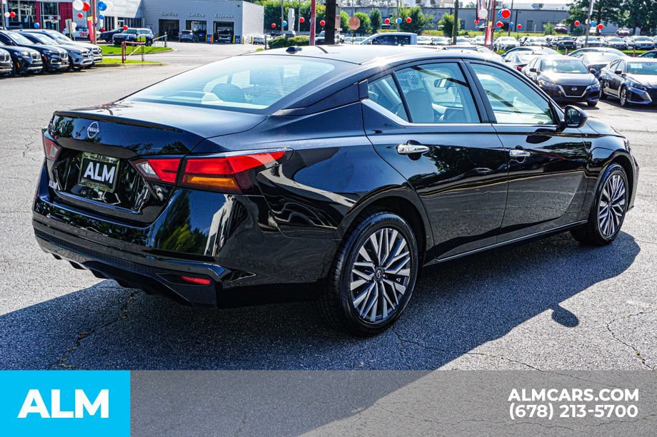 Used 2025 Nissan Altima 2.5 SV FWD image 5