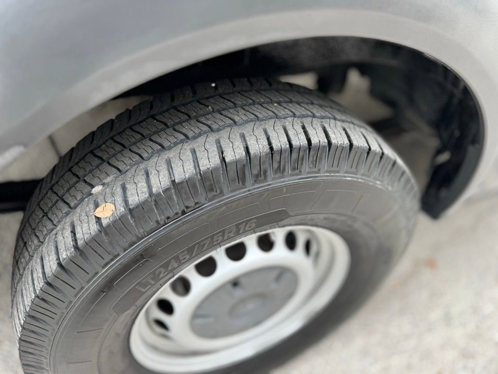 Used 2012 Mercedes-Benz Sprinter 2500 image 6