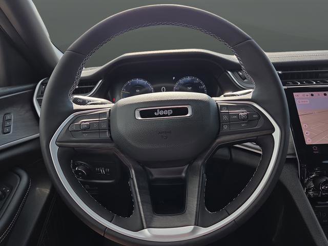 New 2025 Jeep Grand Cherokee Limited w/ Luxury Tech Group II image 17