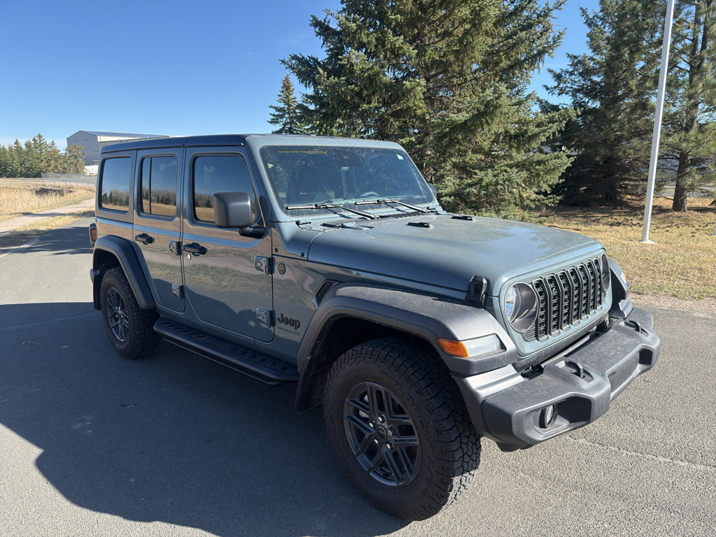 Used 2024 Jeep Wrangler Sport S AWD/4WD image 4