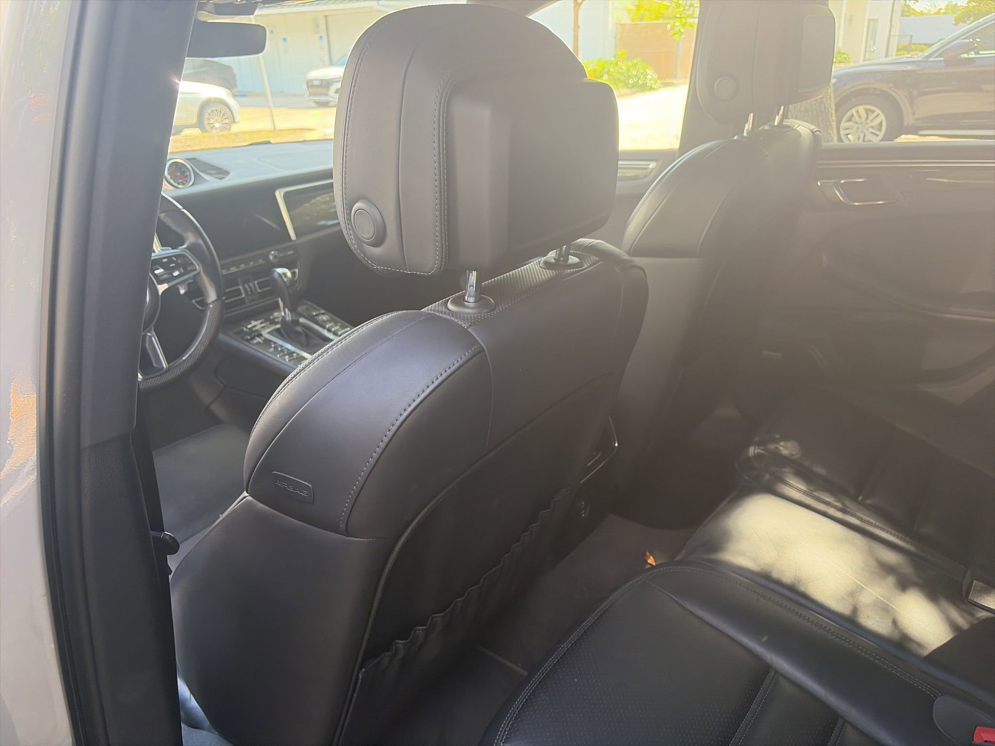 Used 2021 Porsche Macan GTS AWD/4WD image 8