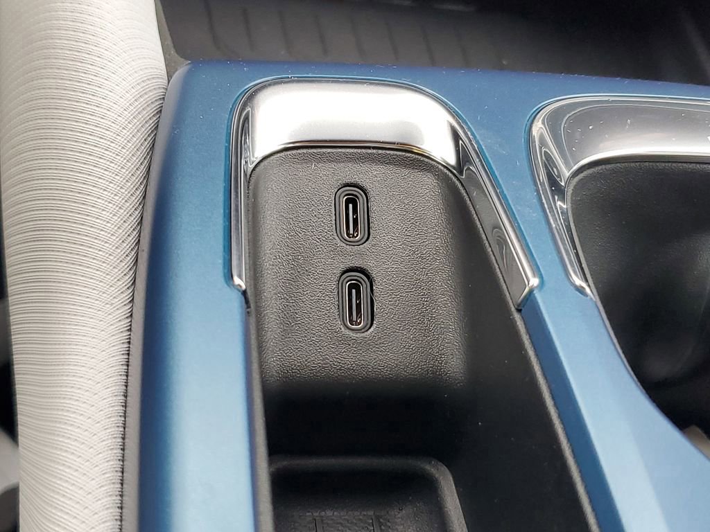 New 2026 Chevrolet Equinox EV LT image 26