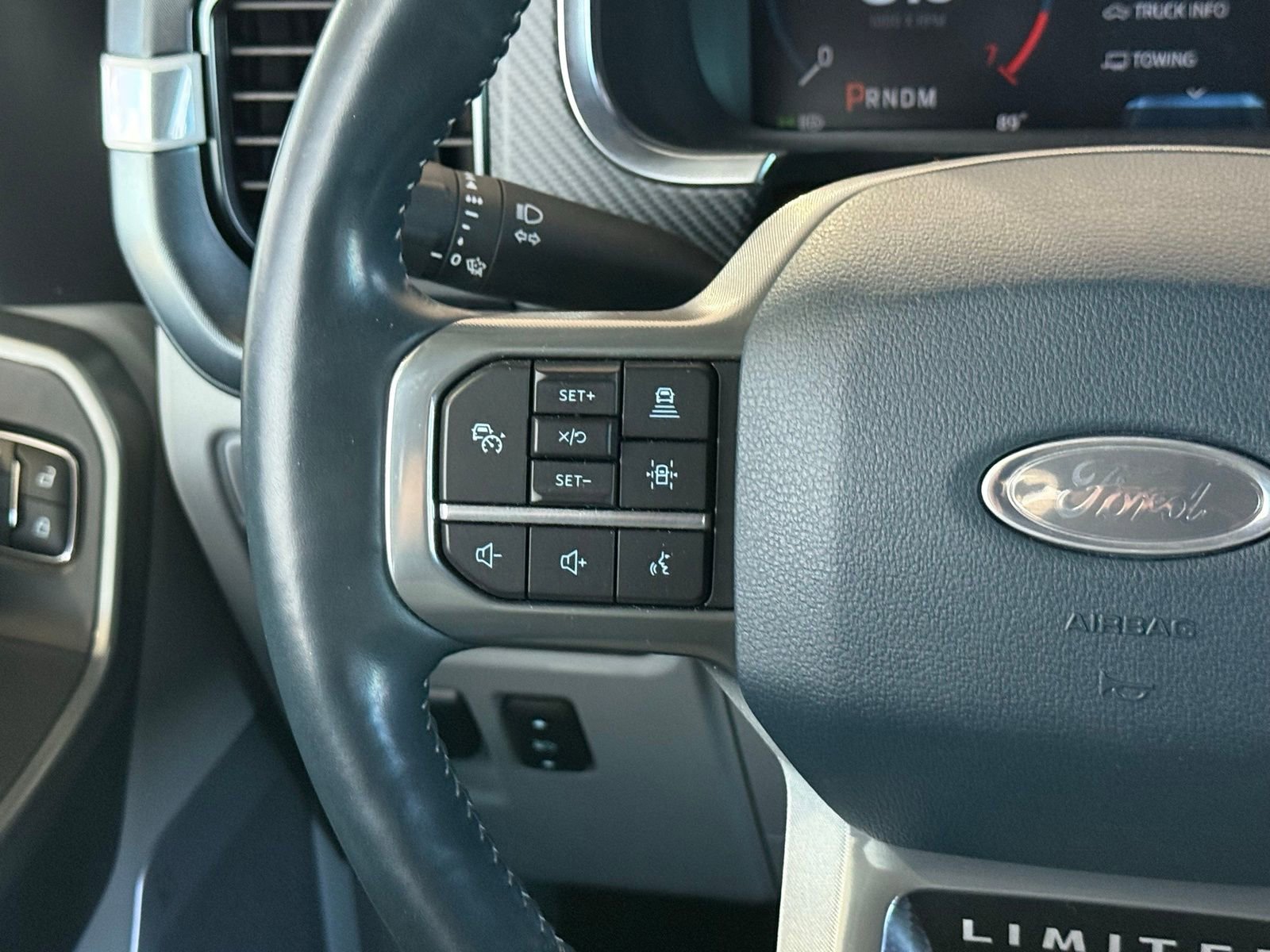 Used 2023 Ford F150 Limited image 10