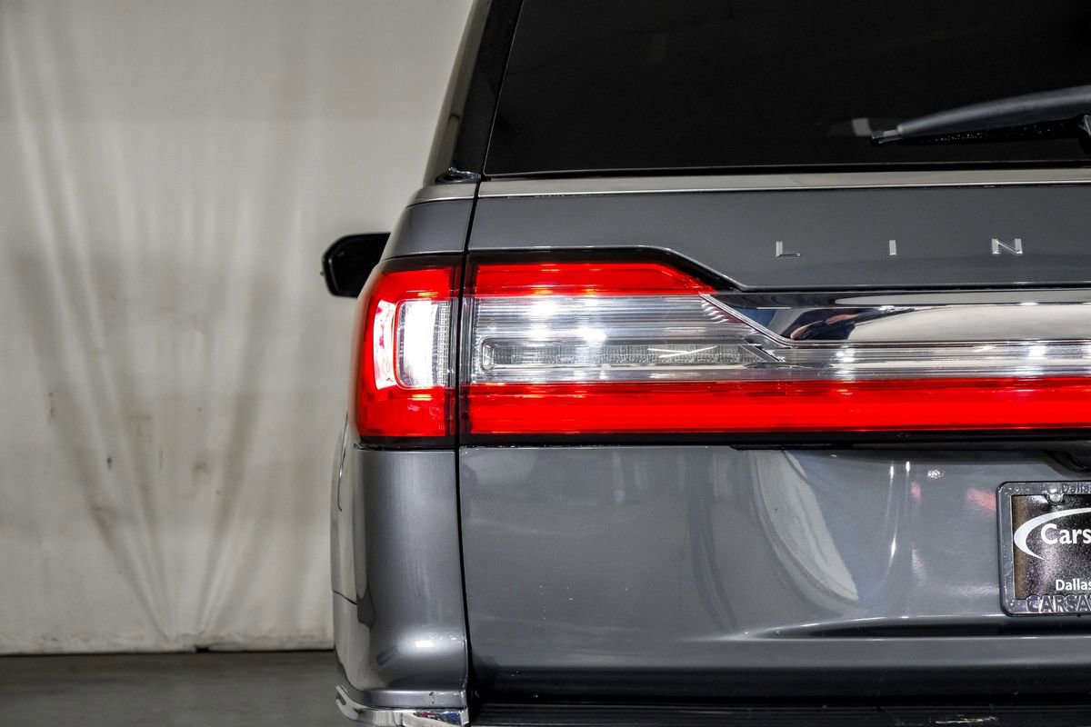 Used 2021 Lincoln Navigator L Reserve w/ Luxury Package image 41