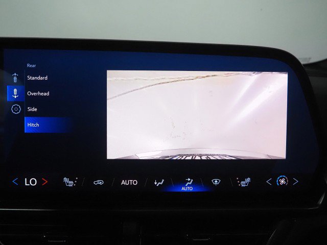 Used 2025 Chevrolet Equinox EV RS FWD image 29