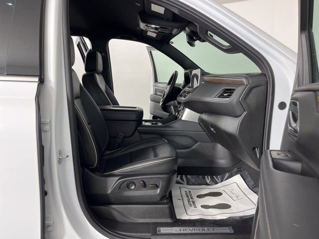 Used 2024 Chevrolet Tahoe Premier RWD image 39