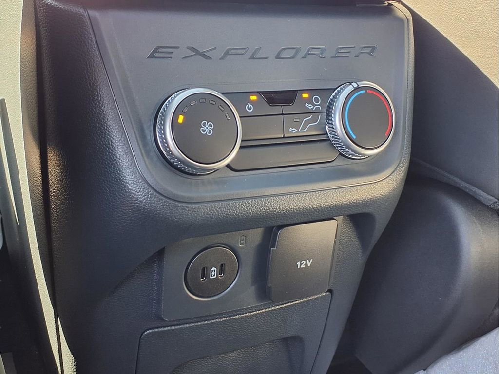 New 2026 Ford Explorer ST-Line AWD/4WD image 23