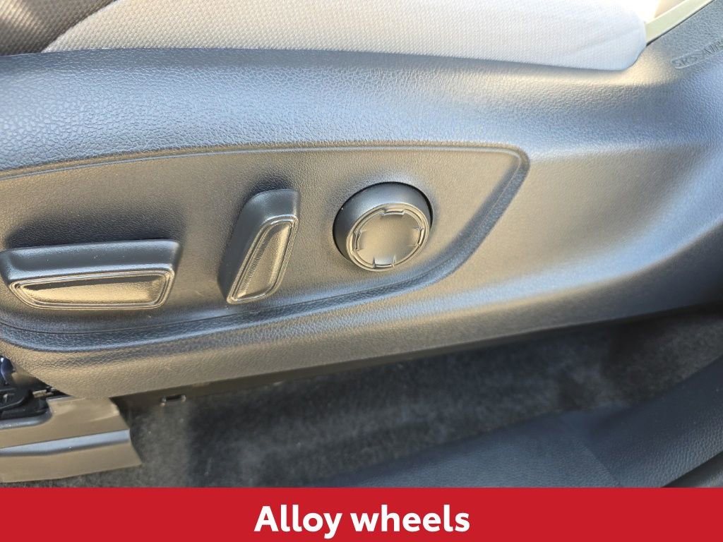 Used 2024 Toyota Tacoma TRD Sport w/ TRD Sport Upgrade Package image 23