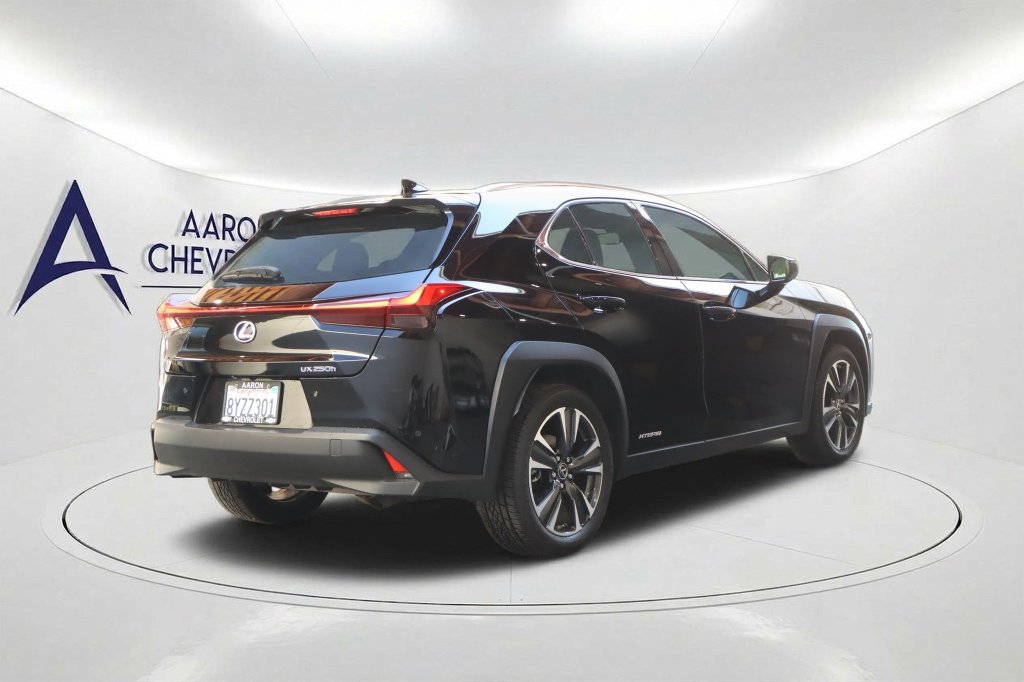 Used 2020 Lexus UX 250h w/ Premium Package AWD/4WD image 4