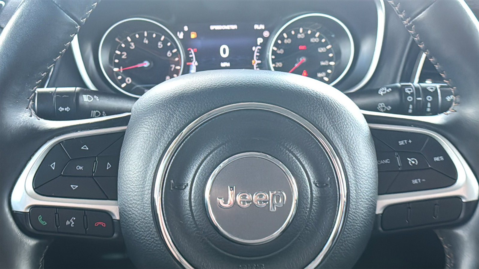 Used 2018 Jeep Compass Limited w/ Navigation Group FWD image 31