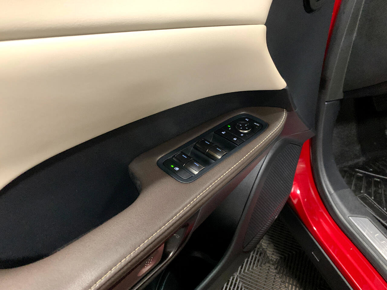 Used 2024 Lexus RX 350 FWD image 31