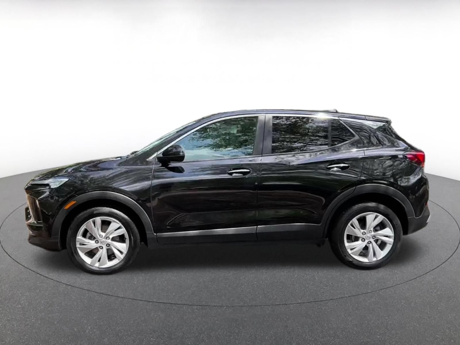 Used 2025 Buick Encore GX Preferred FWD image 10