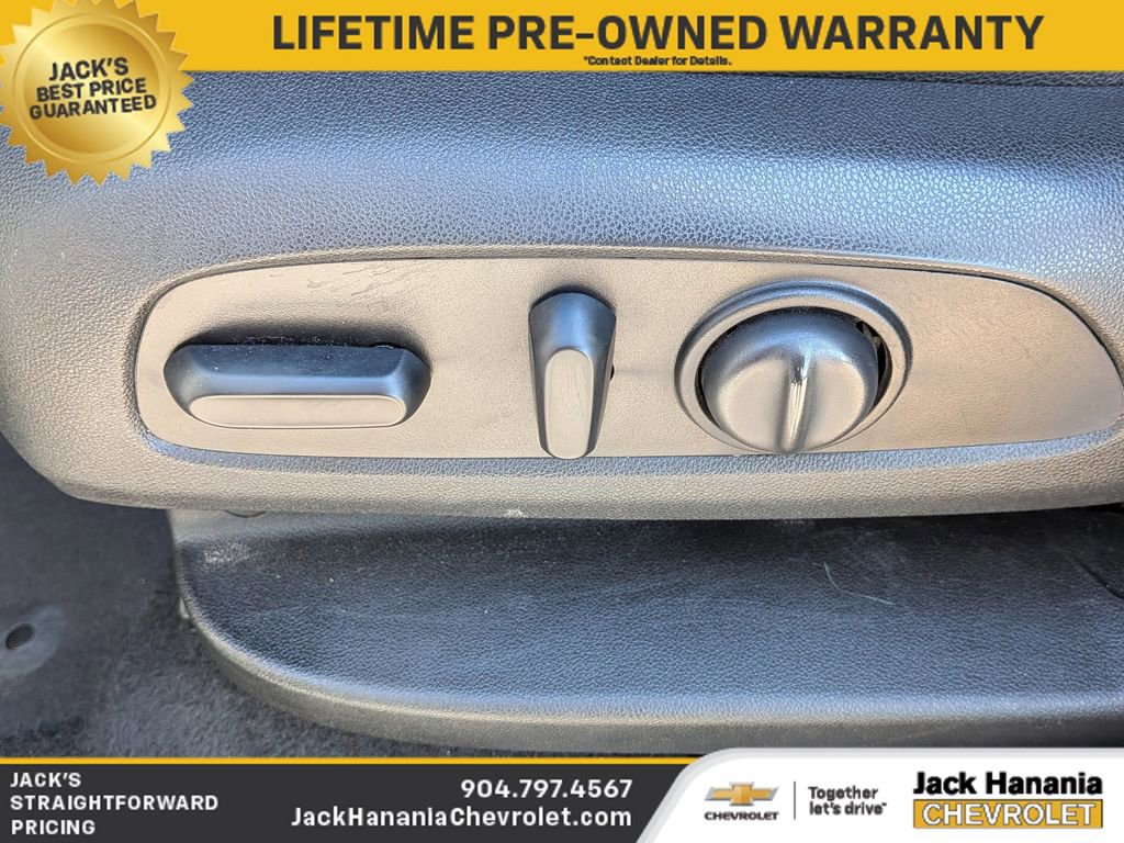 Used 2021 GMC Terrain SLT AWD/4WD image 17