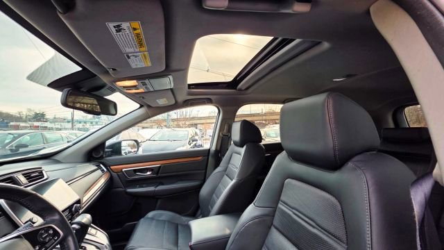 Used 2022 Honda CR-V Touring image 12