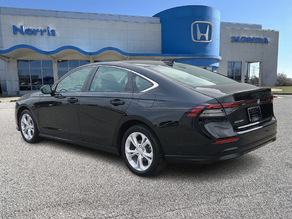 Used 2023 Honda Accord LX image 3